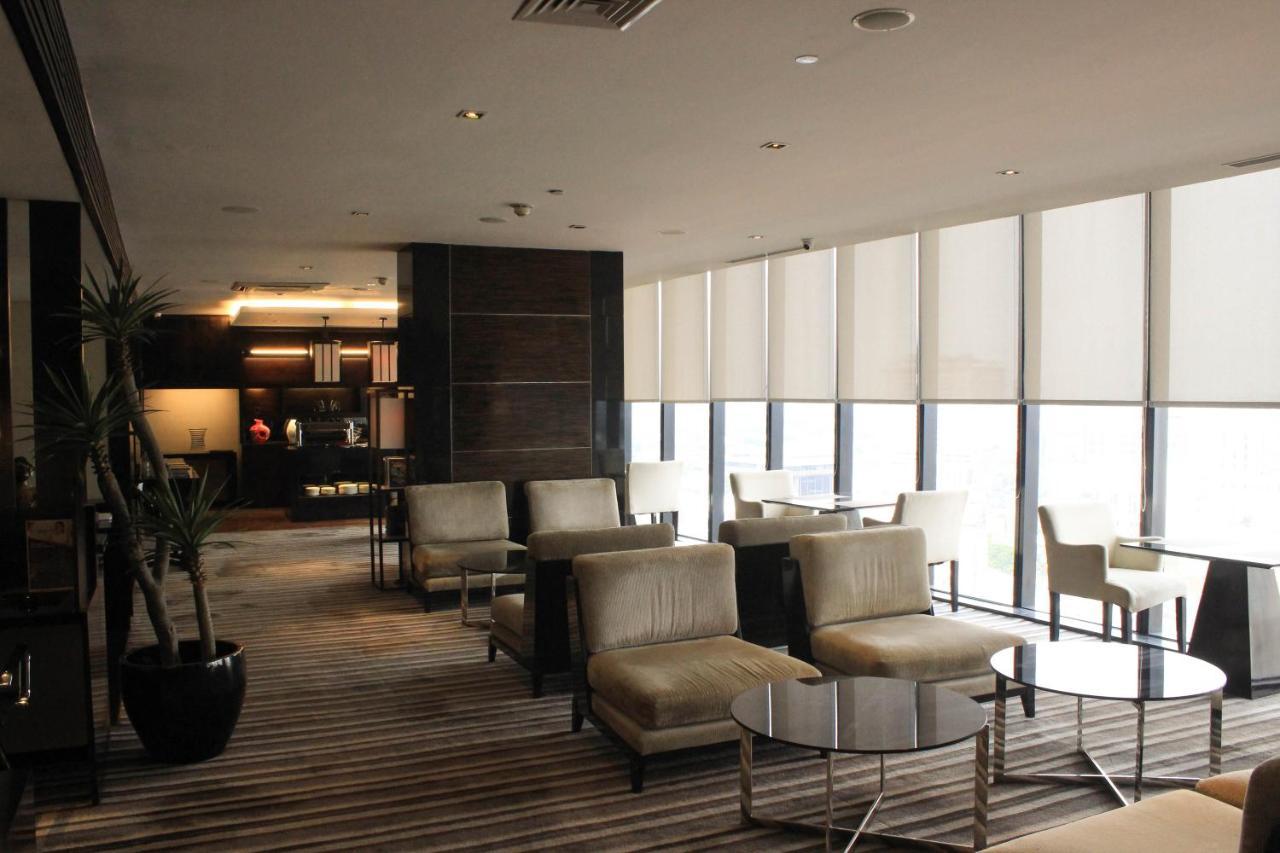 Po Hotel Semarang Exterior photo