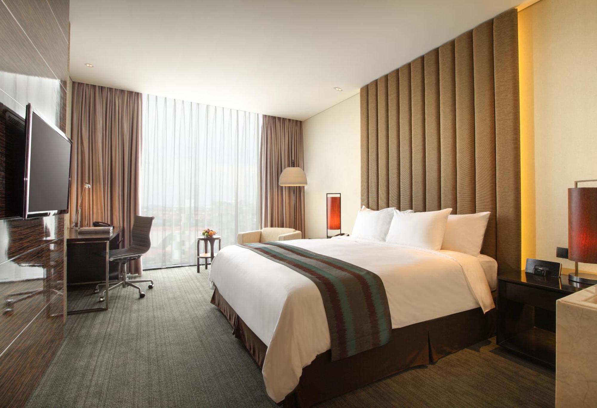 Po Hotel Semarang Exterior photo
