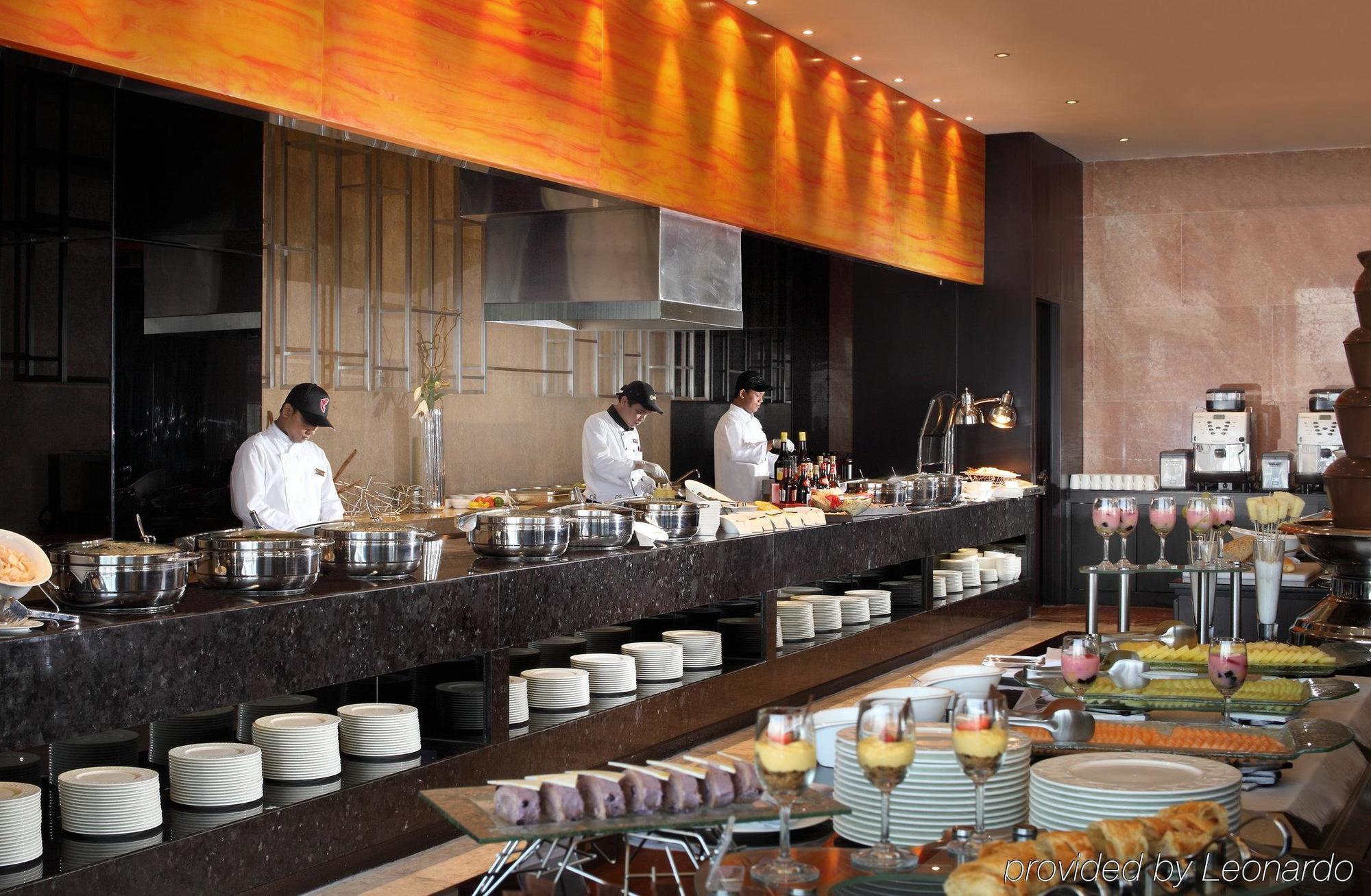 Po Hotel Semarang Restaurant photo