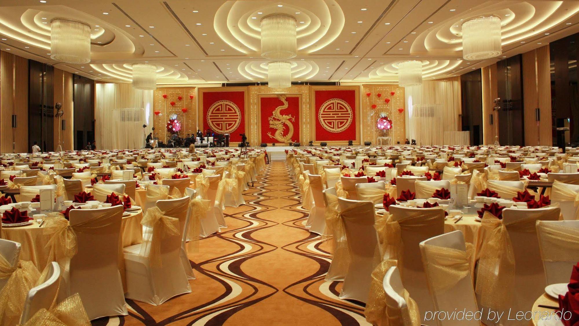Po Hotel Semarang Exterior photo
