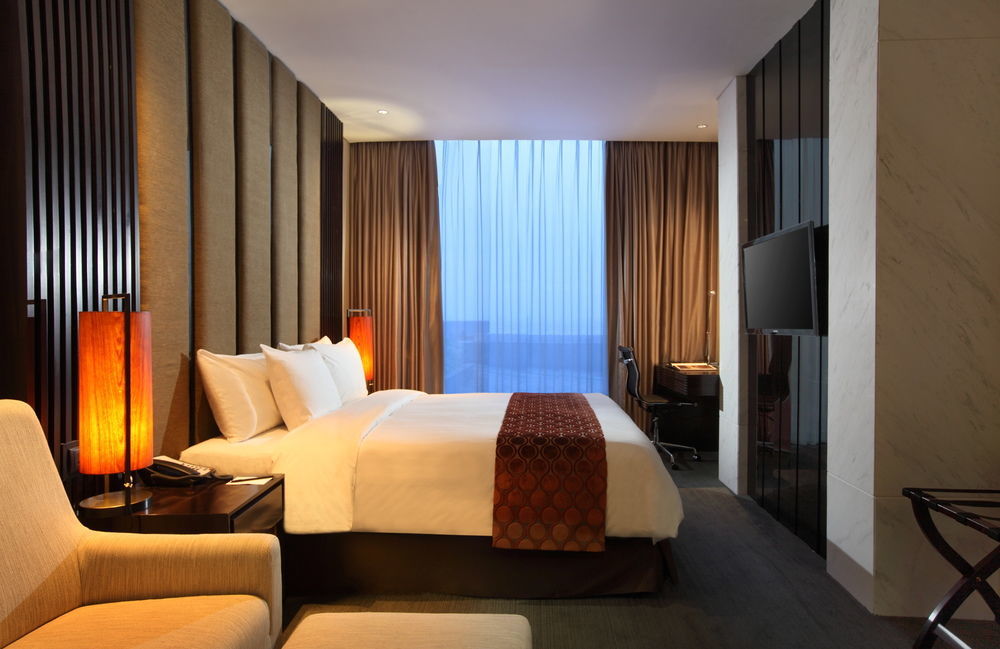 Po Hotel Semarang Exterior photo